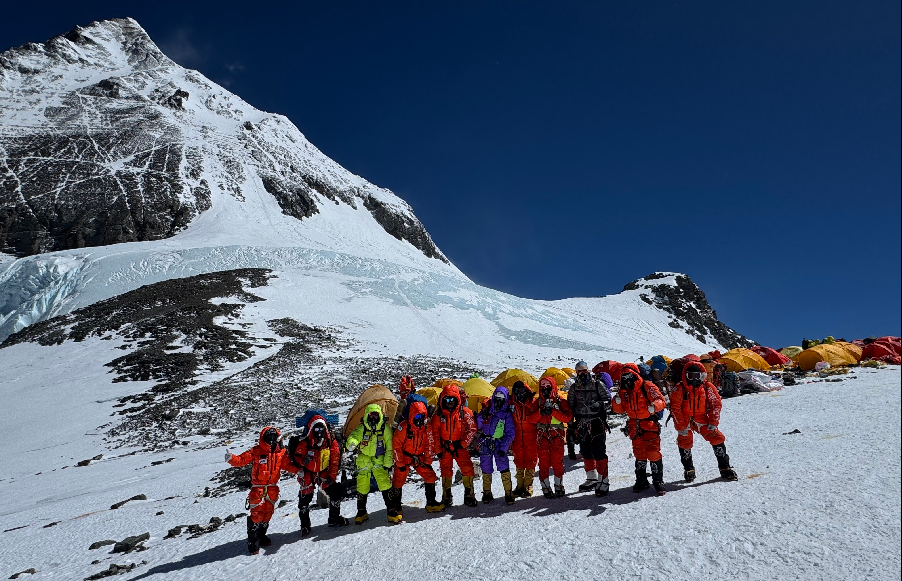 Kaitu Expeditions' 27-member team summits Everest on May 20, two teenage climbers among those on top